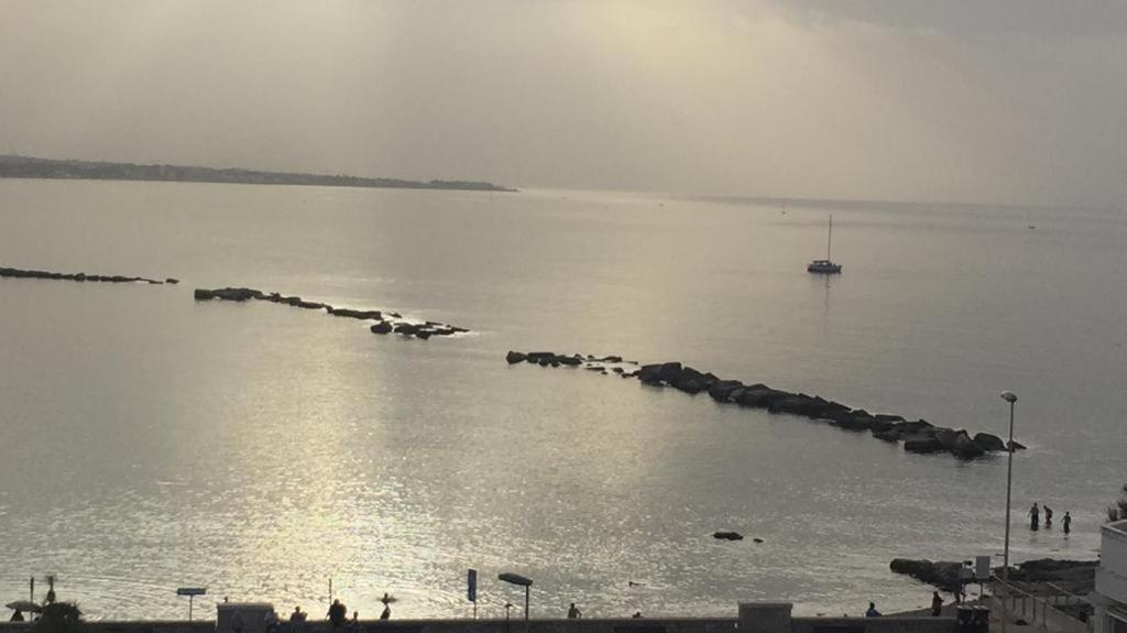 La Mia Terrazza Sul Mare - Mared'Amare Lejlighed Bari Eksteriør billede