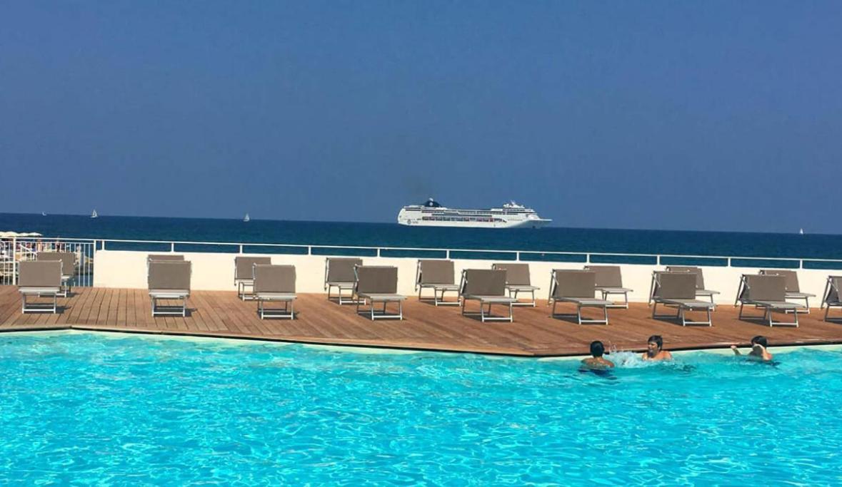 La Mia Terrazza Sul Mare - Mared'Amare Lejlighed Bari Eksteriør billede