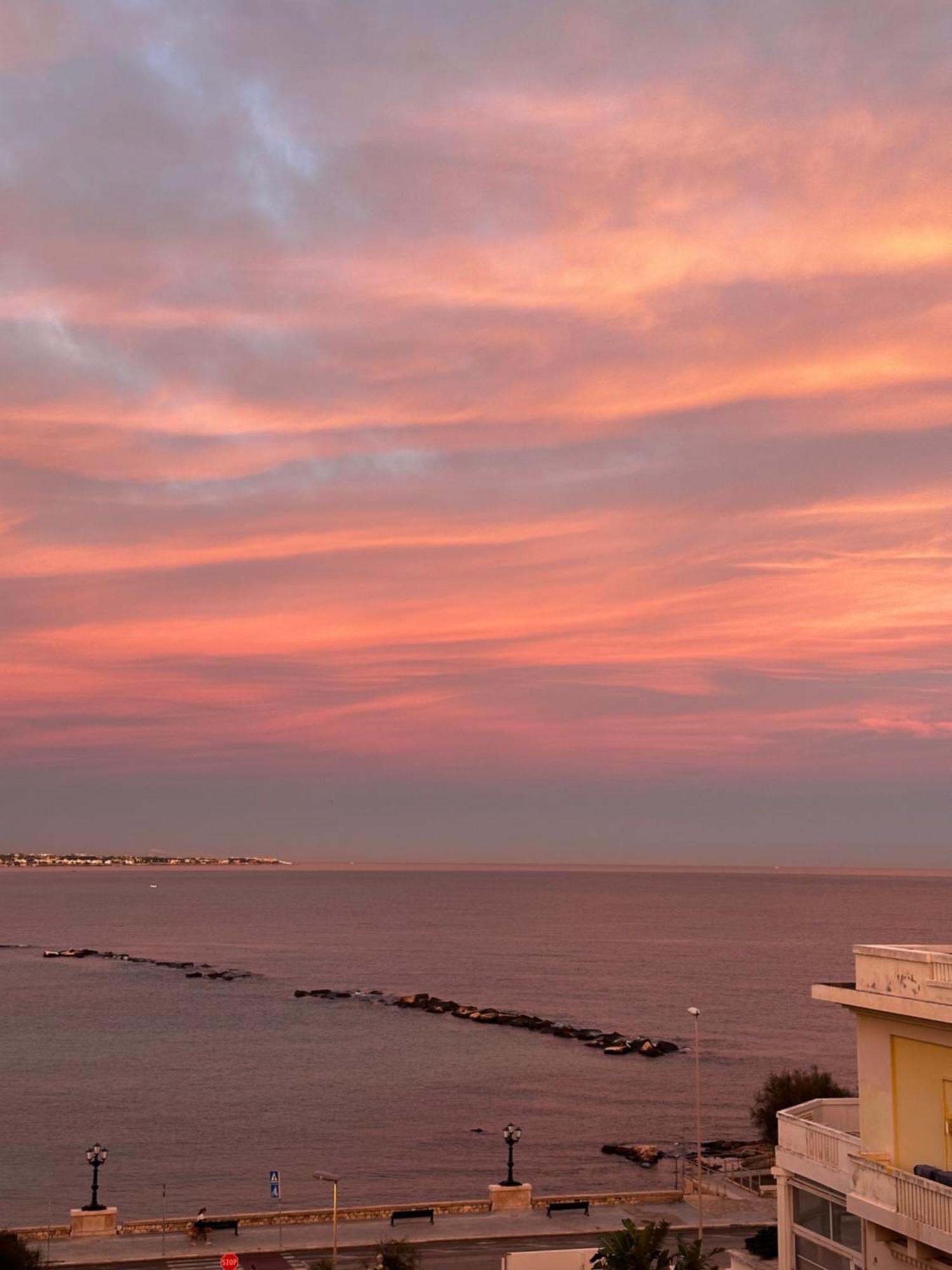 La Mia Terrazza Sul Mare - Mared'Amare Lejlighed Bari Eksteriør billede